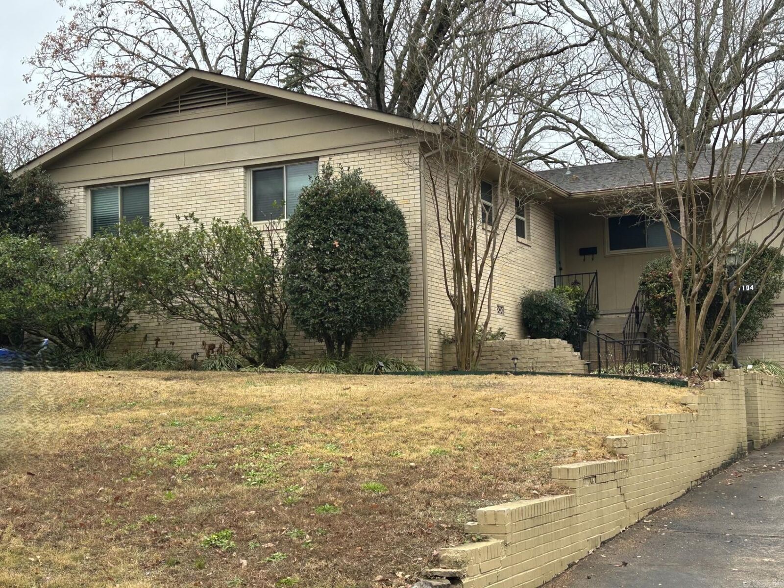 Property Photo:  7104 Briarwood Drive  AR 72205 