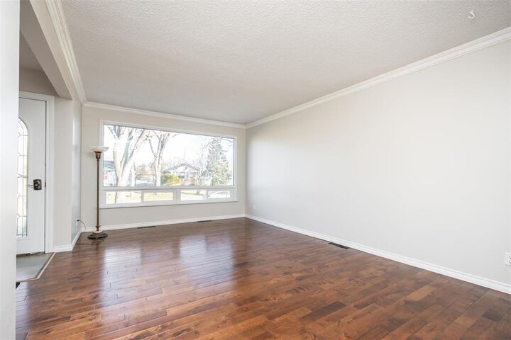 Photo de la propriété:  530 Yale Avenue West  MB R2C 1V5 