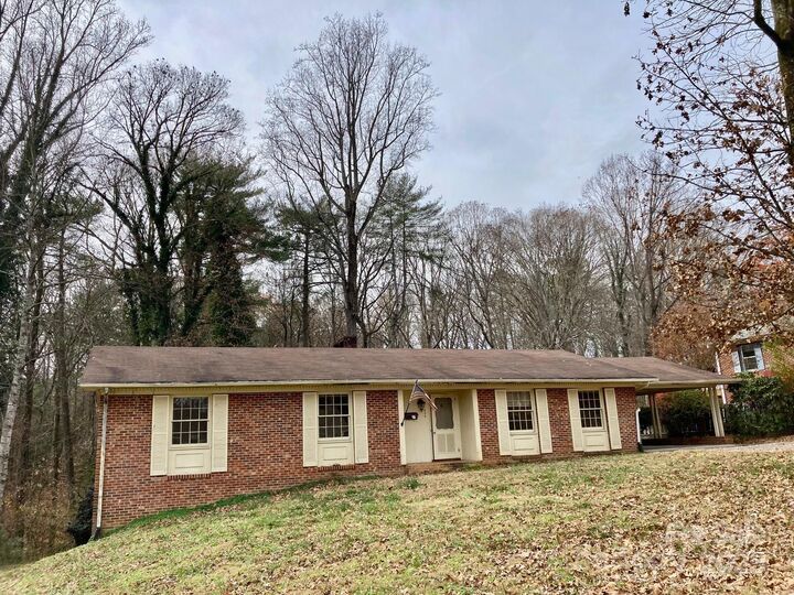 434 Shady Lane  Wilkesboro NC 28697 photo