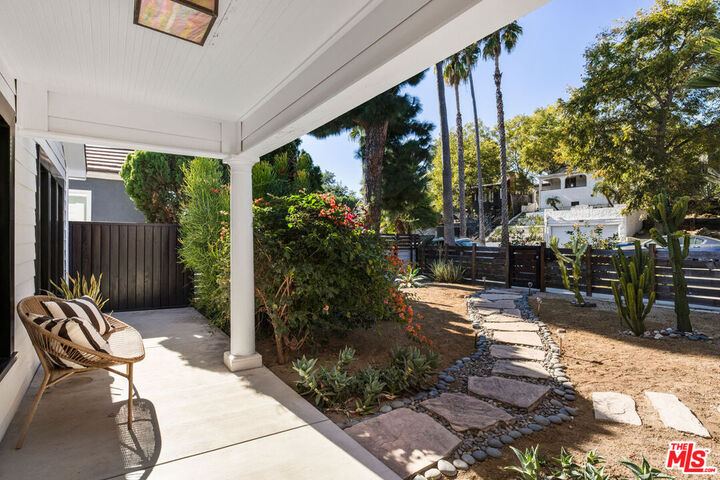 Property Photo: 1338 McCollum St CA 90026