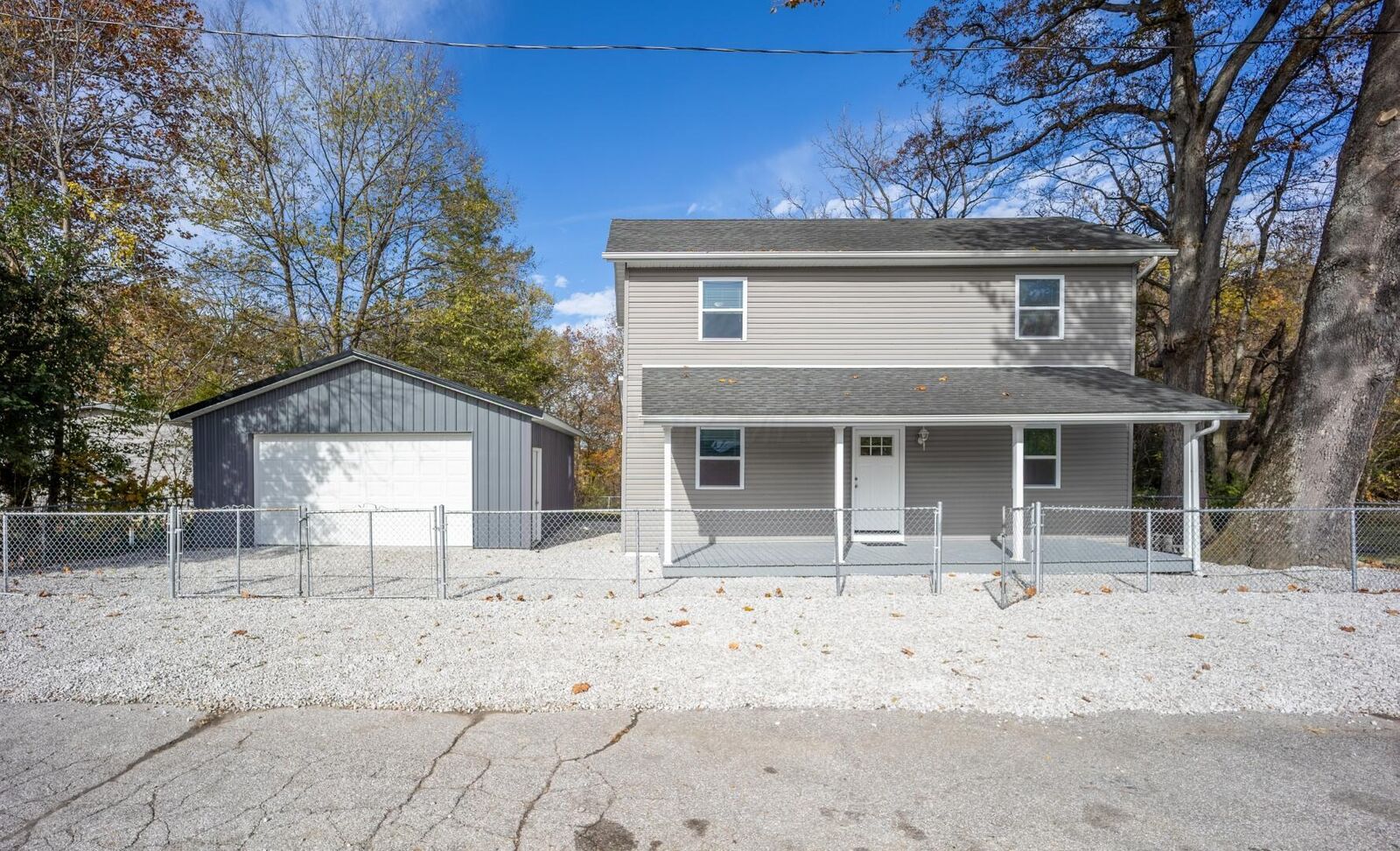Property Photo: 7863 Railroad Street OH 43146