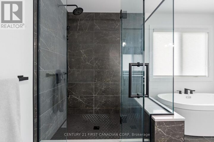 Property Photo: 162 Princeton Terrace ON N6K 0L5