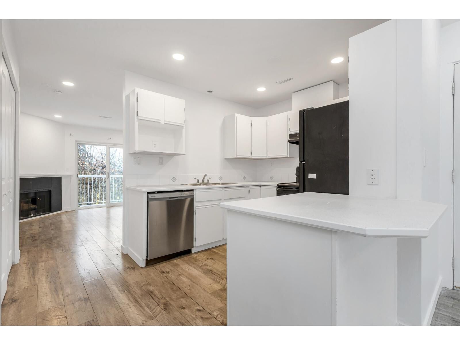 Photo de la propriété:  7715 Luckakuck Place 12  BC V2R 3N6 