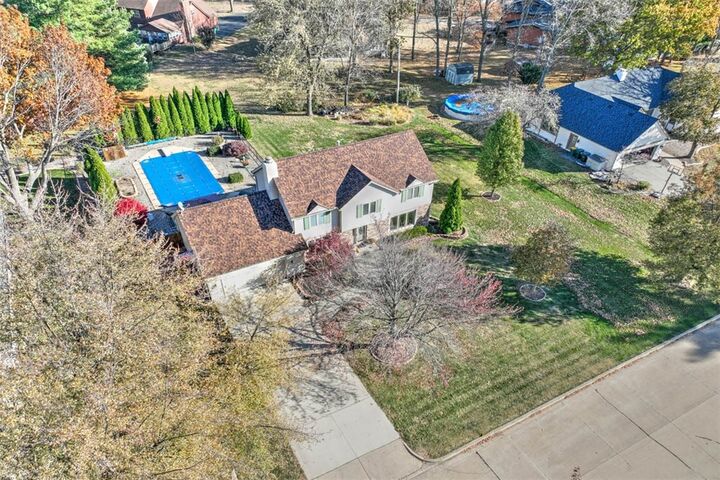 Property Photo:  5322 Navajo Drive  IL 62535 