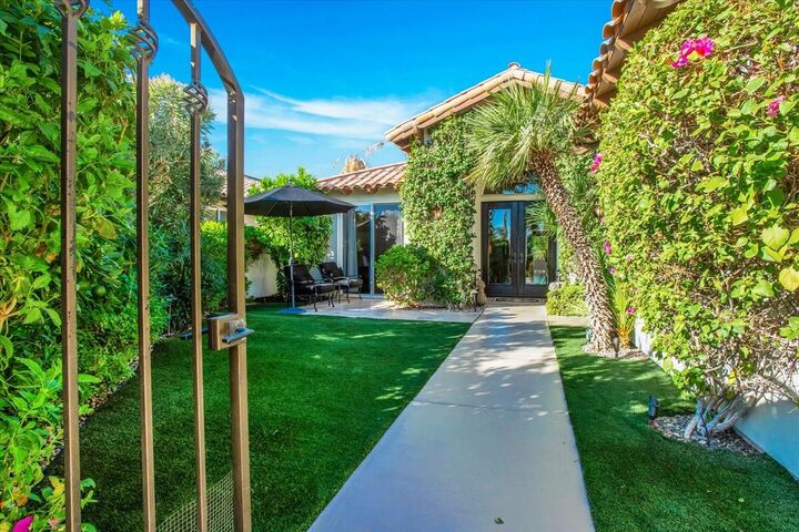 Property Photo: 48225 Via Solana CA 92253