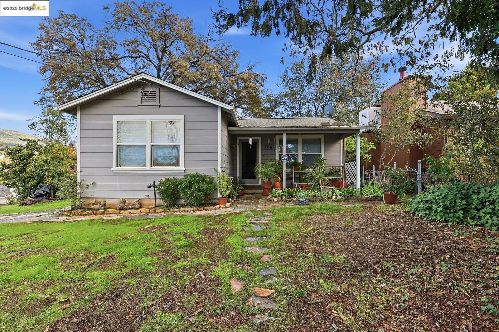 Property Photo: 369 Barretta St CA 95370
