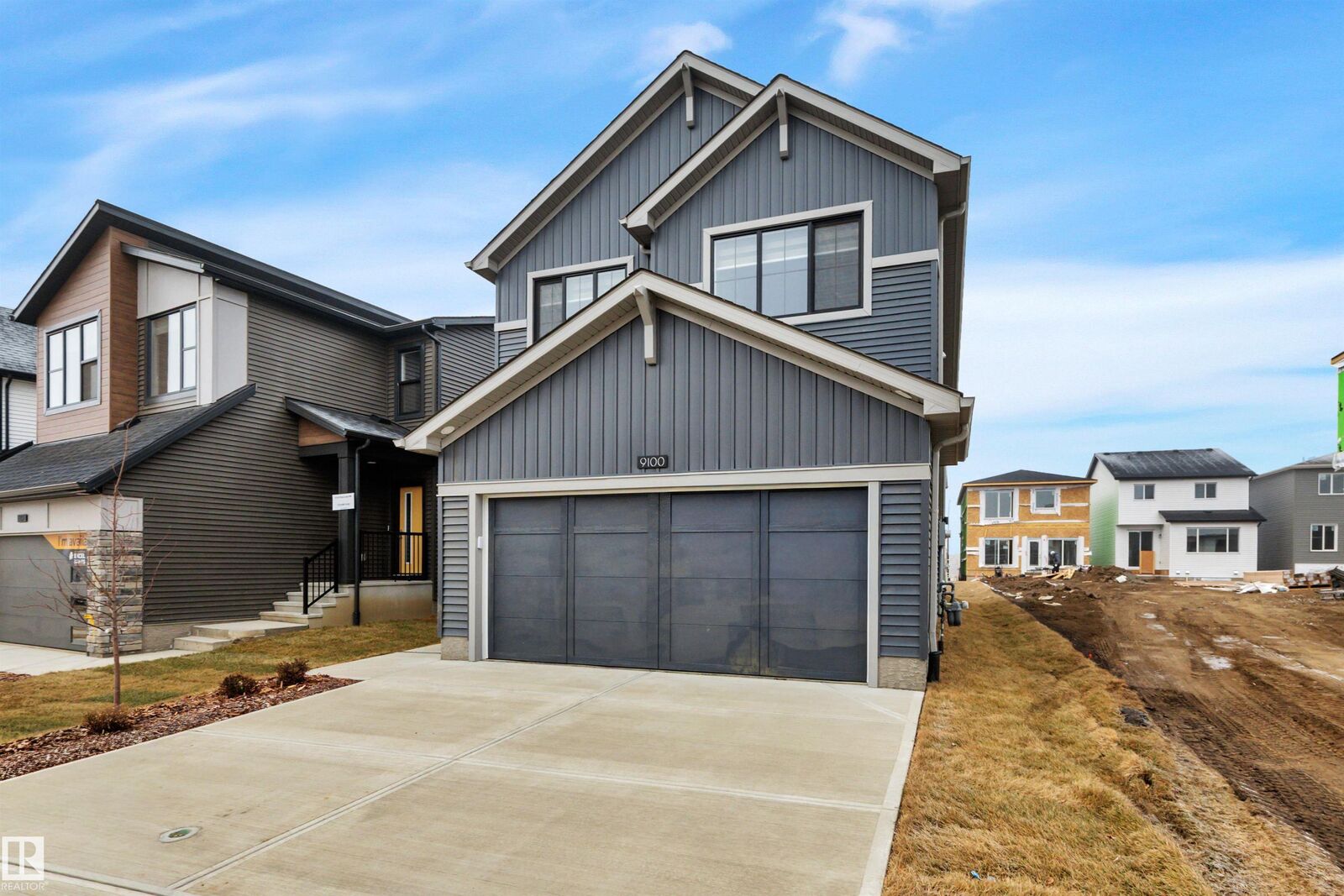 Property Photo: 9100 Elves Loop NW AB T6M 3G2