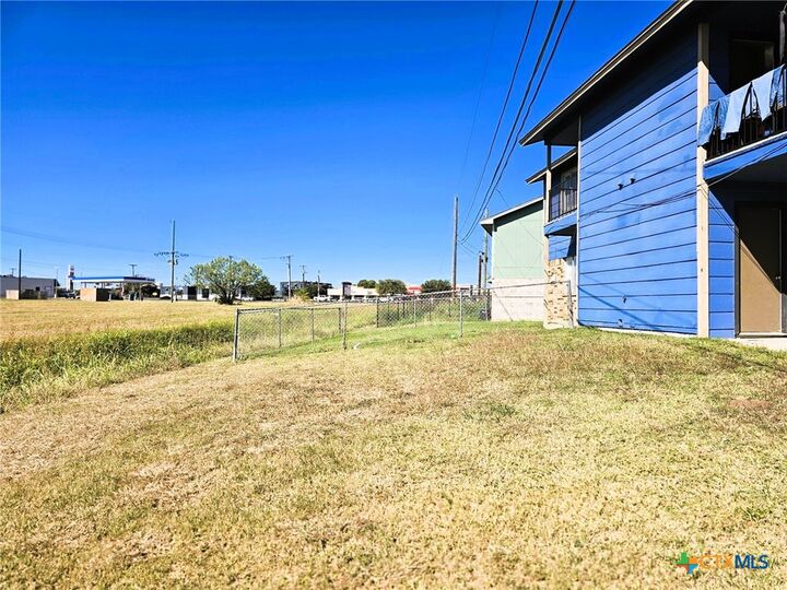 Property Photo: 1107 Eastside Drive TX 76543
