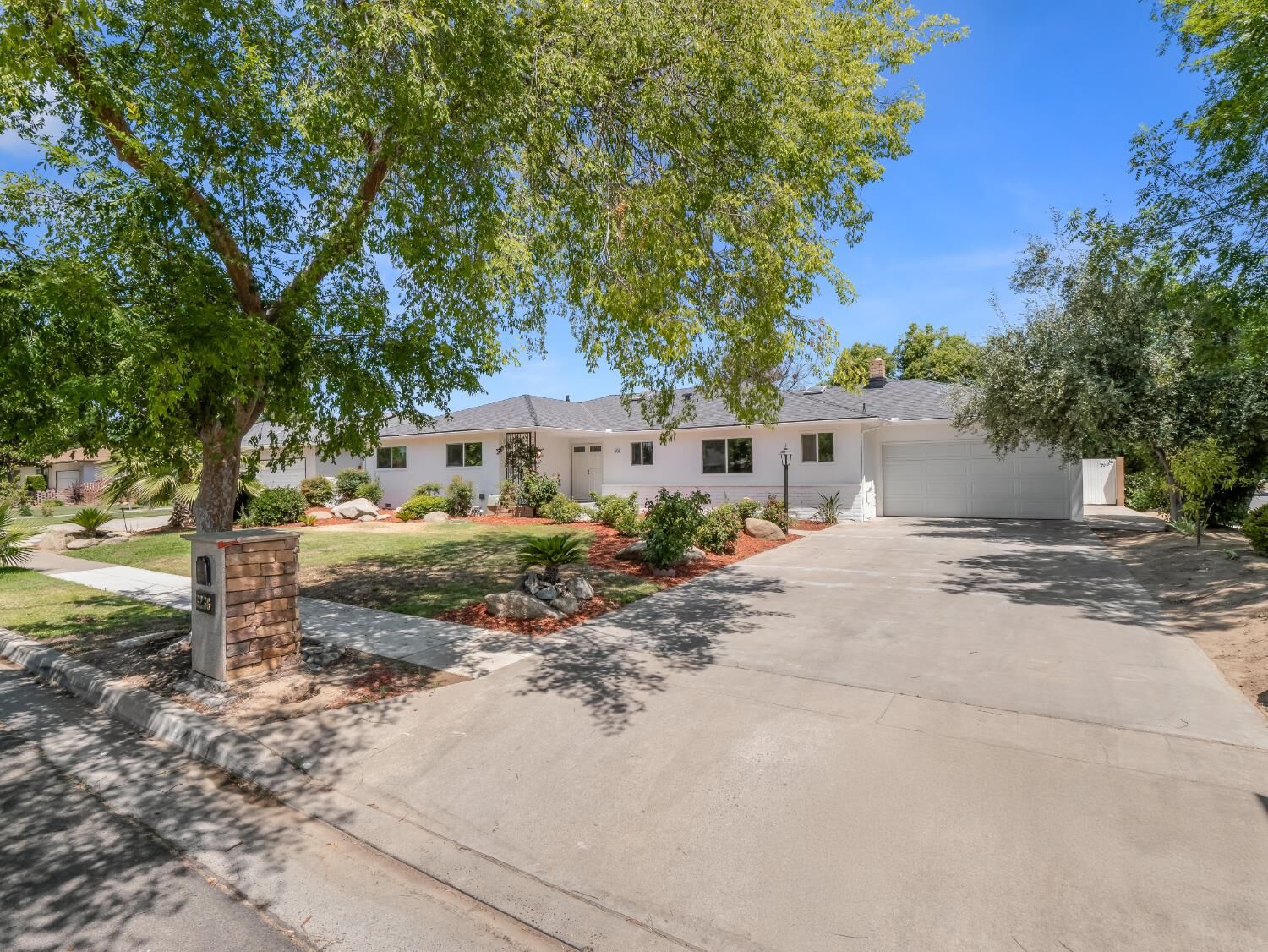 Property Photo:  3236 W Browning Avenue  CA 93711 