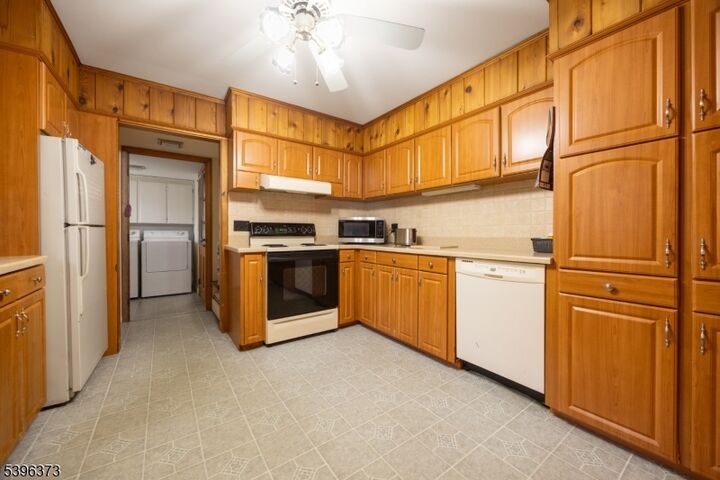Property Photo:  81 Elwood Ave  NJ 08822 