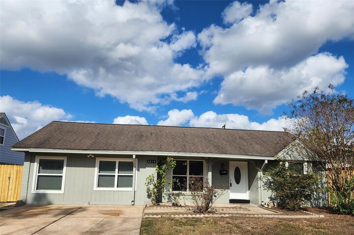 Property Photo:  4214 Wuthering Heights Drive  TX 77045 