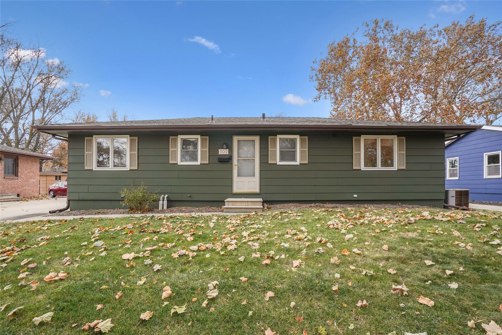 Property Photo:  302 NW Arlan Drive  IA 50023 