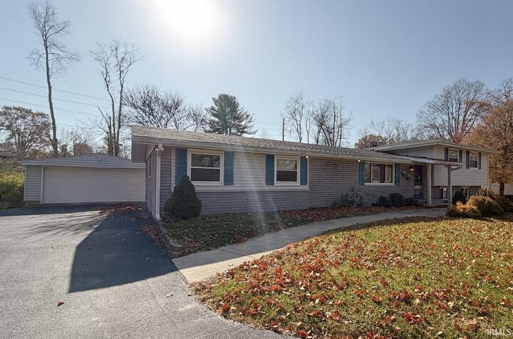 Property Photo: 3522 E Grandview Drive IN 47408-2720