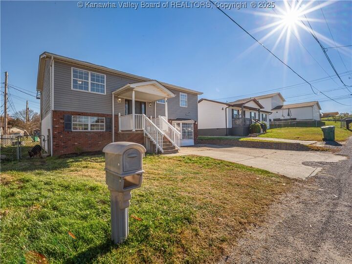 Property Photo:  8 Cordoba Drive  WV 25526 