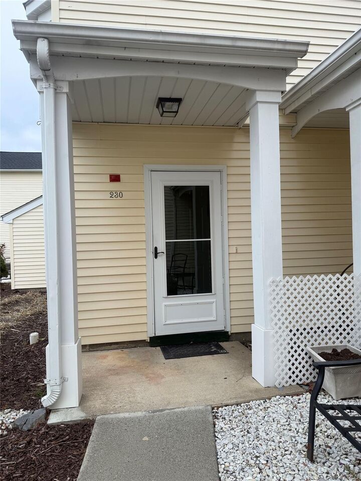 Property Photo:  230 Homestead Village Drive  NY 10990 