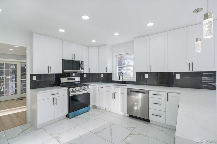 Property Photo: 95 Wellington Court NY 10598