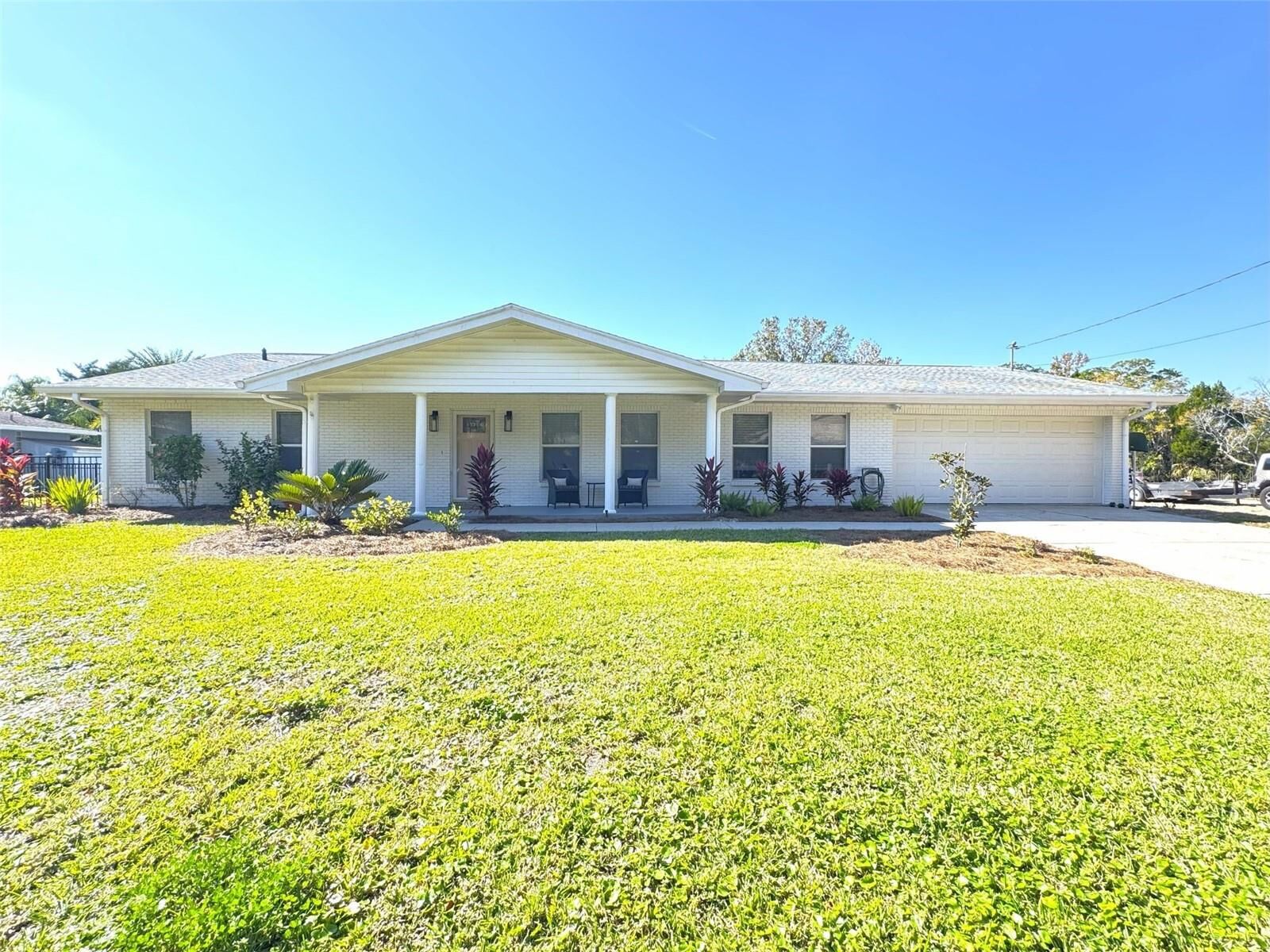 Property Photo:  1004 SE 5th Avenue  FL 34429 