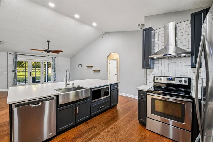 Property Photo: 116 W 5th Street FL 32766