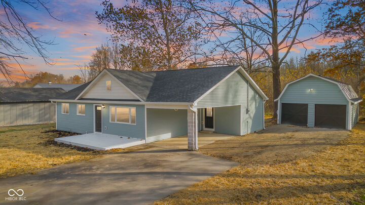 8087 W 300 S  Columbus IN 47201 photo