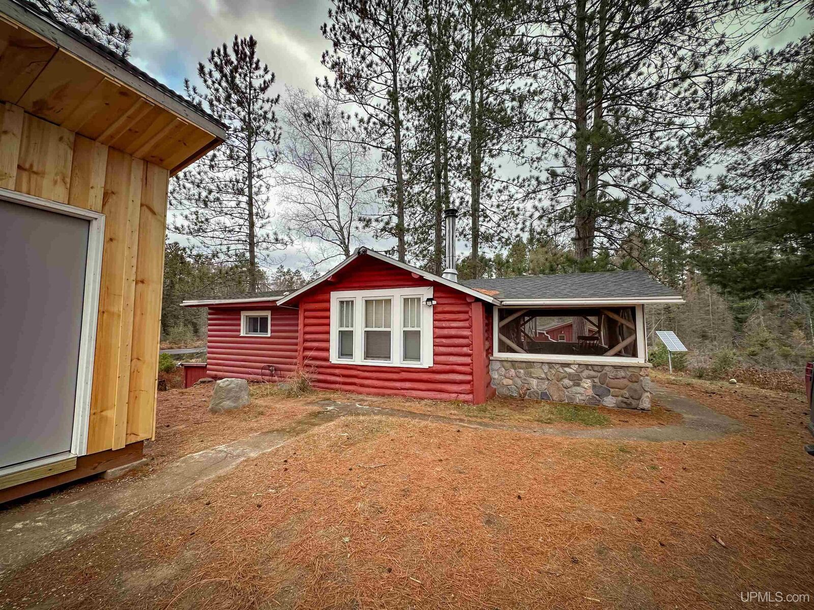 Property Photo:  2920 Bywater Lane  MI 49879 