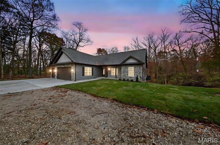 Property Photo: 109 Jabin Farm Road MO 63390