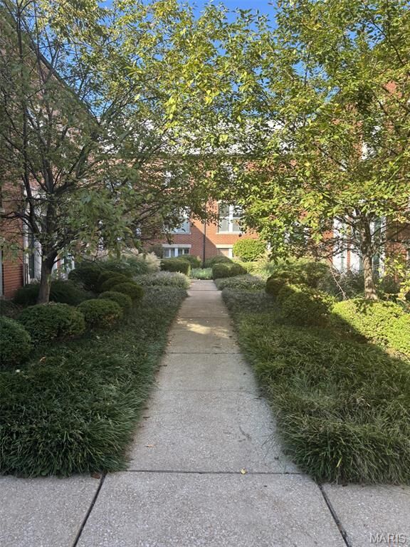 Property Photo: 4375 Laclede Avenue D MO 63108