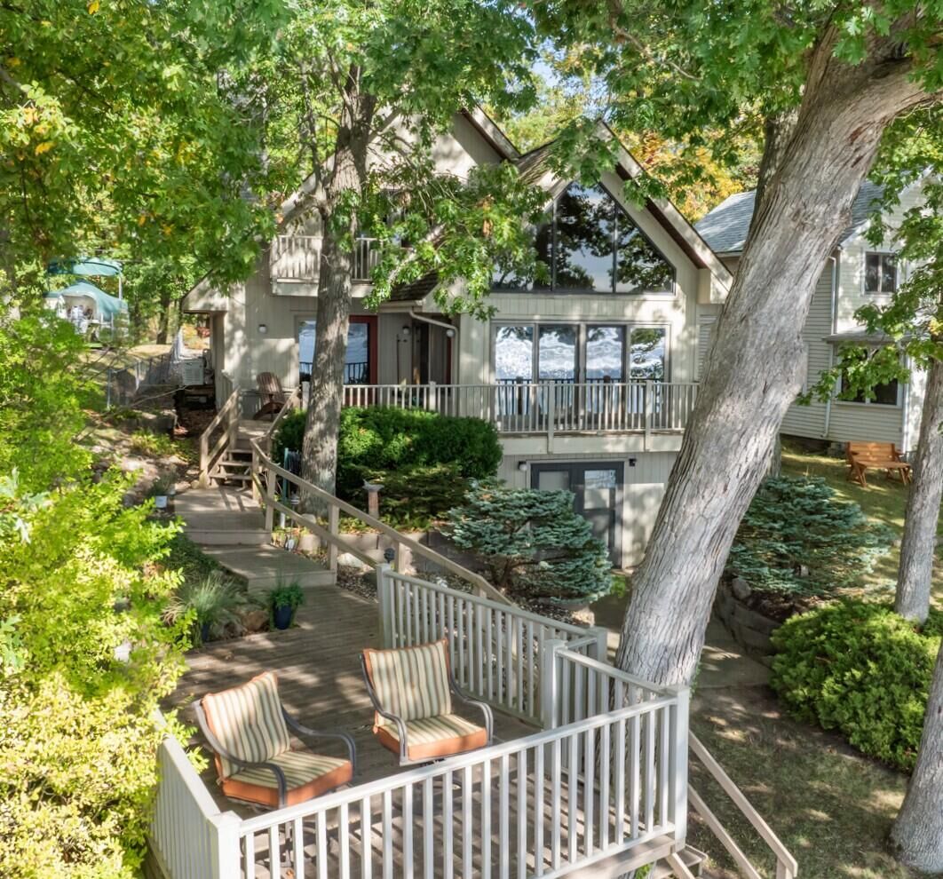 Property Photo: 4276 Echo Cove MI 49253