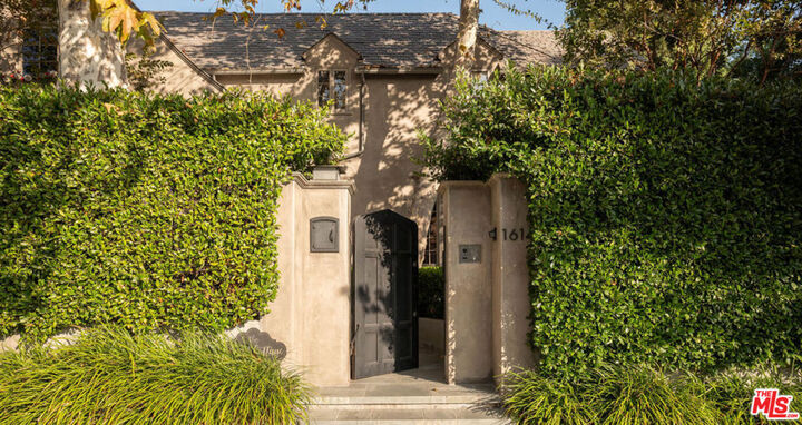 1614 N Fairfax Avenue  Los Angeles CA 90046 photo