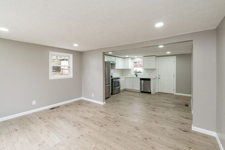 Property Photo:  115 Cameron Dr  TN 37334 