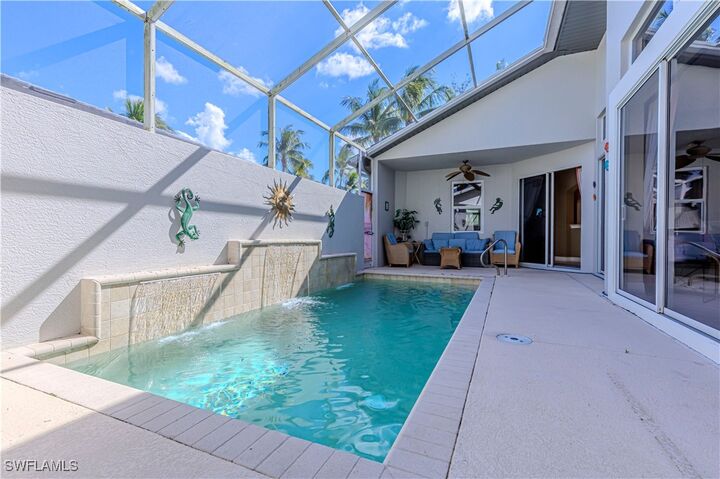 Property Photo:  1761 Tarpon Bay Drive S 58  FL 34119 