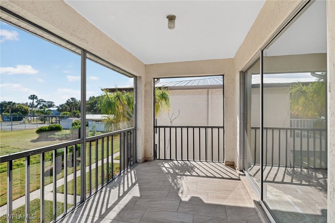 Property Photo: 16031 Dublin Circle 204 FL 33908