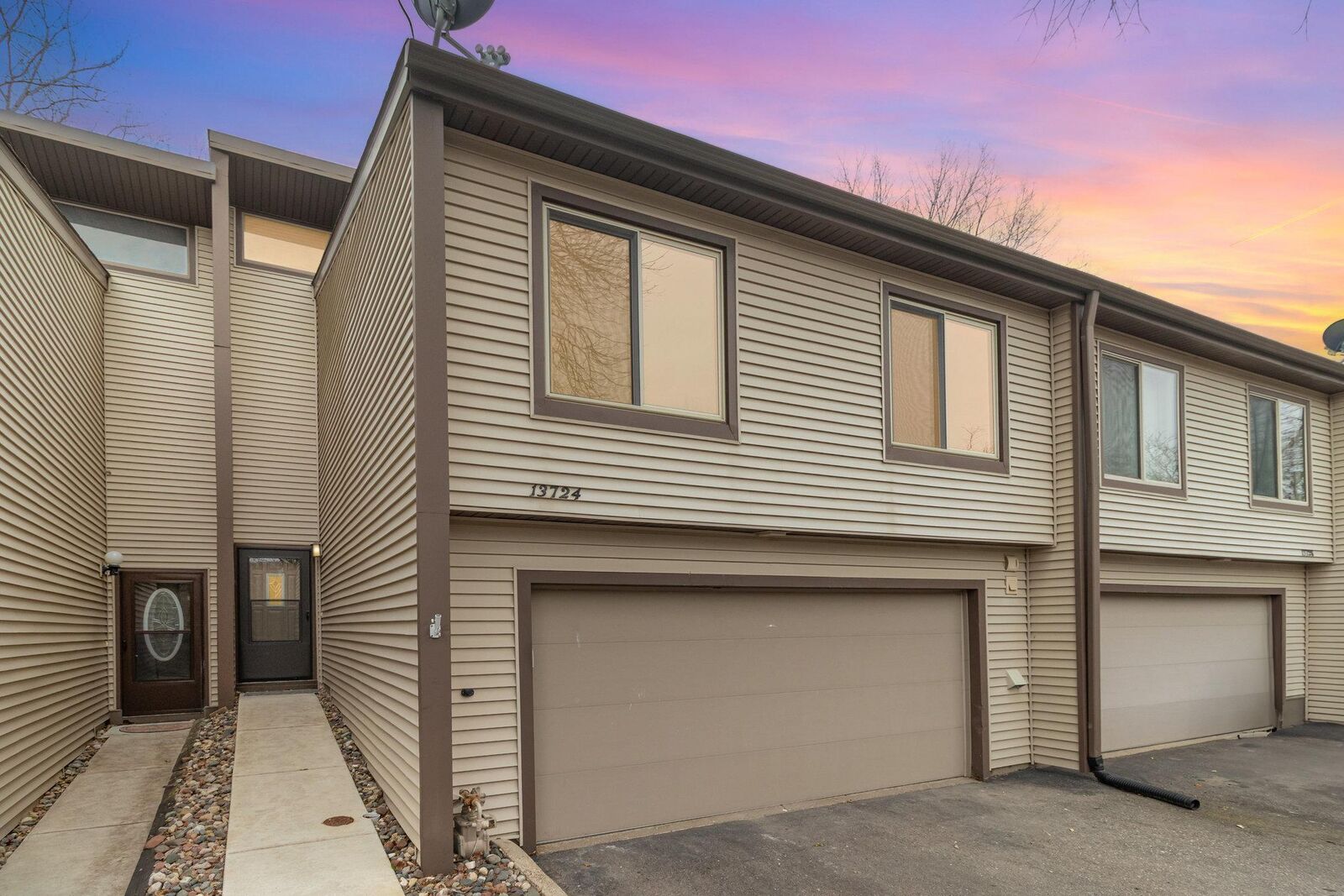 Property Photo: 13724 Hemlock Court MN 55124