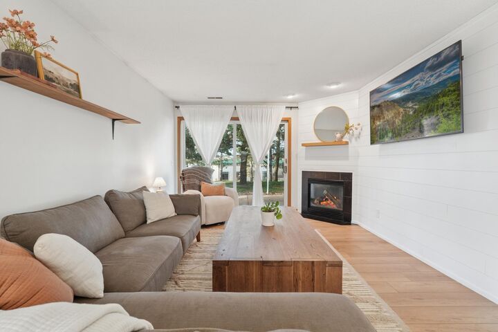 Property Photo:  1104 Balsam Court 20B  WI 54017 