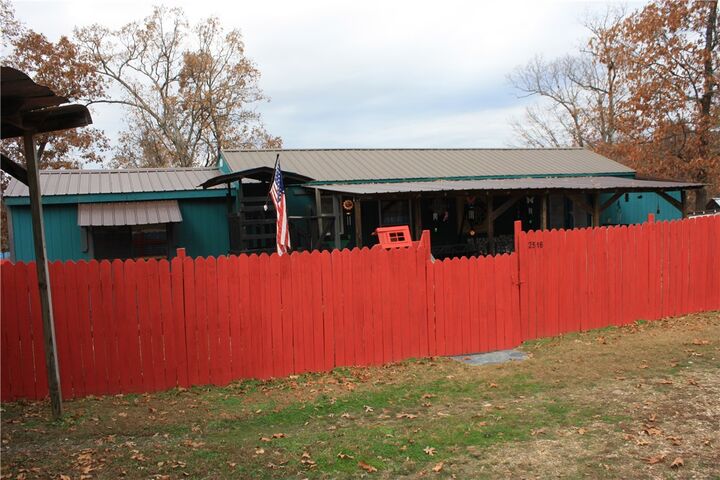 Property Photo: 2516 Marion County 8001 AR 72687