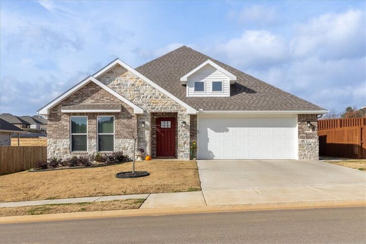 2400 Hay Meadow Street  Springdale AR 72762 photo