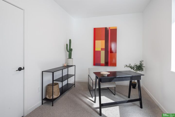 Property Photo:  5321 Elmwood Plaza  NE 68106 