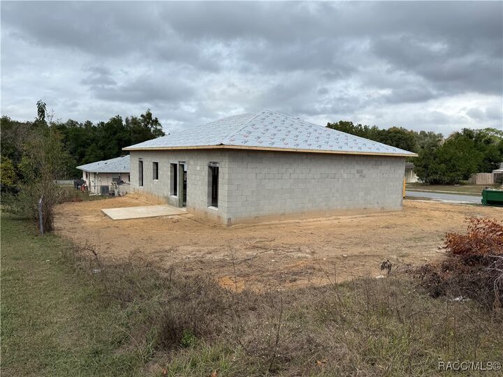 Property Photo:  9410 N Milam Way  FL 34434 