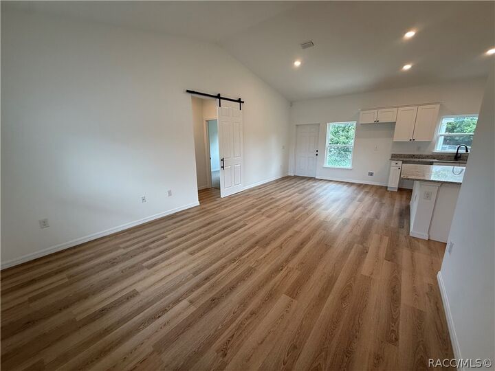Property Photo:  9410 N Milam Way  FL 34434 