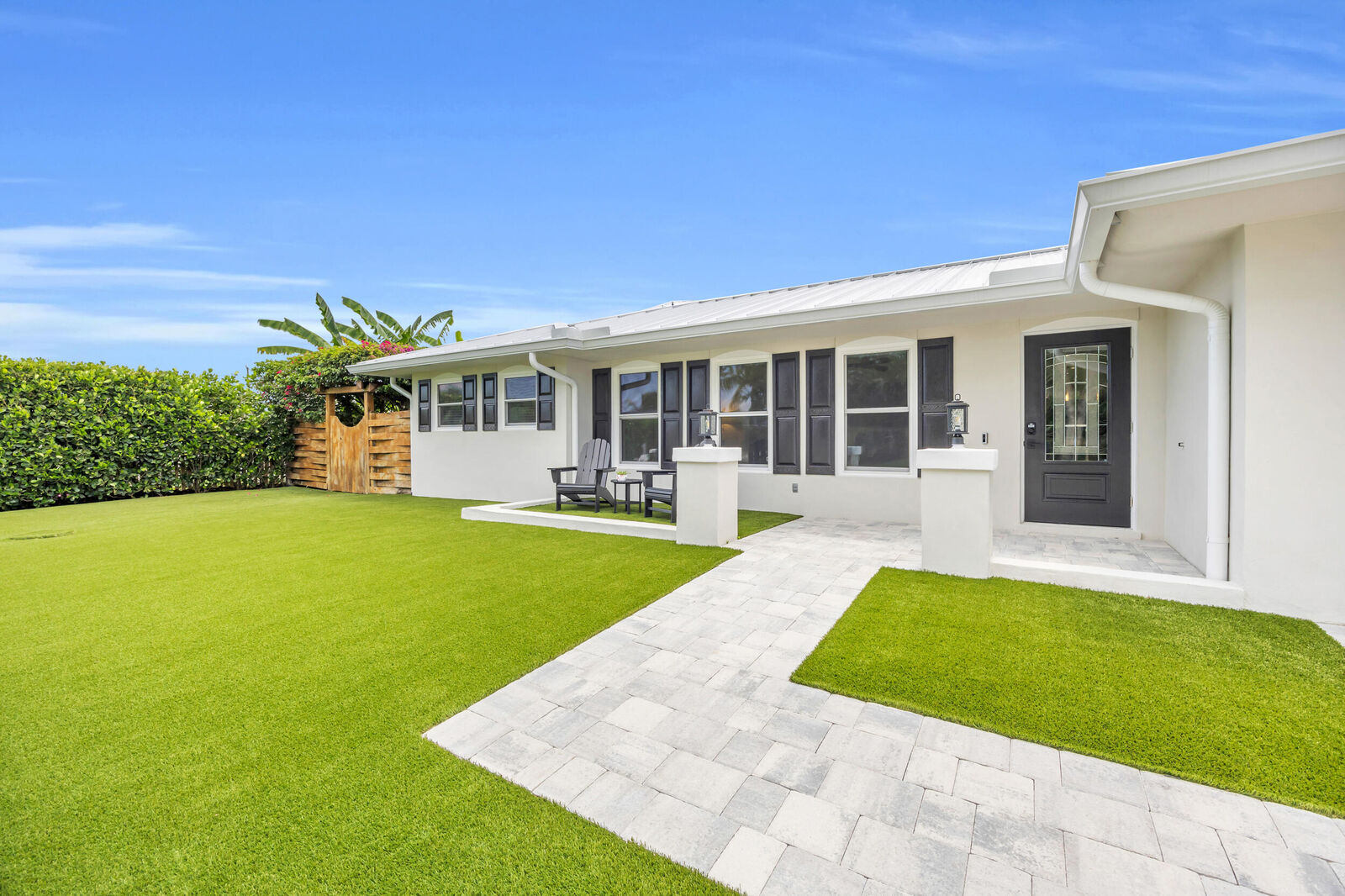 Property Photo:  11 SE Splitrail Circle  FL 33469 