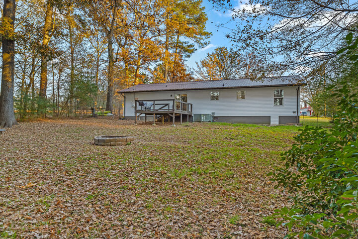 Property Photo:  720 Millbrook Circle SE  TN 37323 