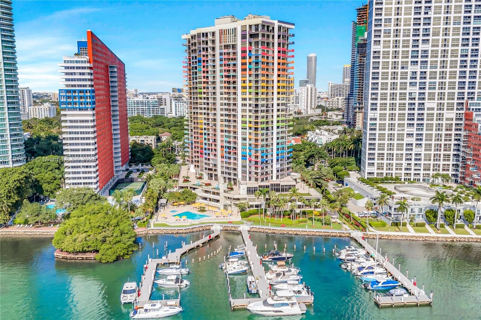 Property Photo:  1581 Brickell Ave 1204  FL 33129 