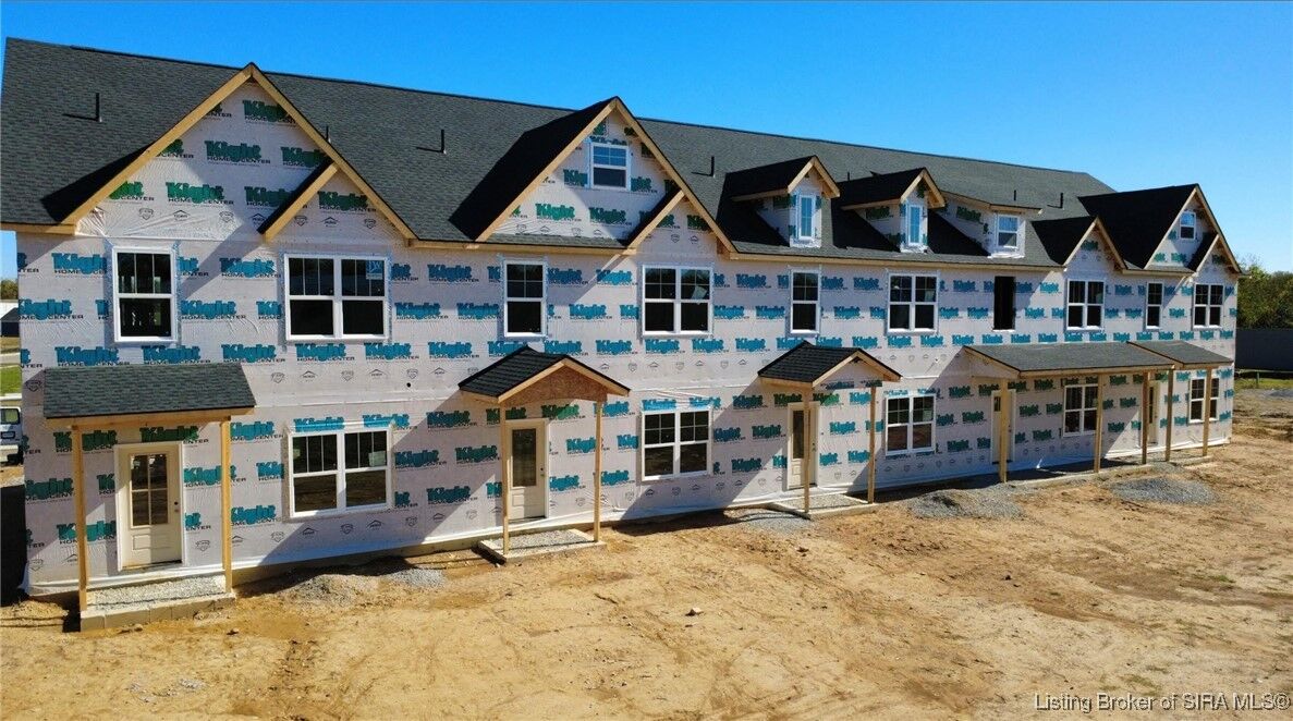 Property Photo: 113 Nighthawk Place IN 47150