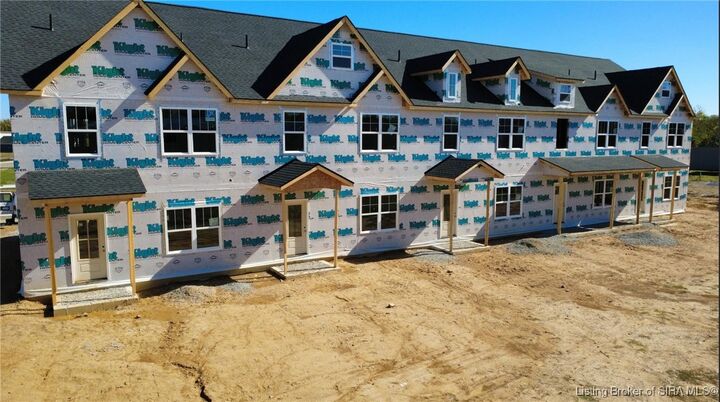 Property Photo: 117 Nighthawk Place IN 47150