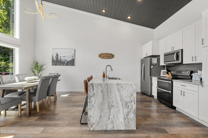 Property Photo: 612 Sunset Lane TN 37738