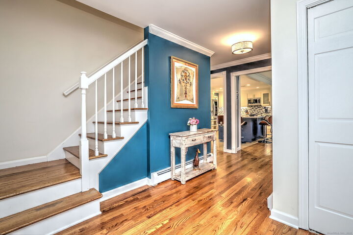 Property Photo:  54 Country Club Drive  CT 06525 