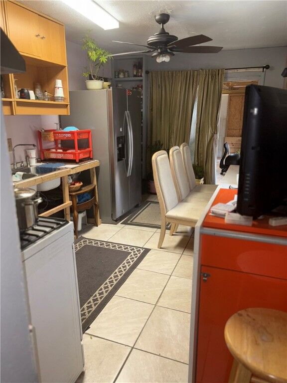 Property Photo:  224 E 18th Ave  PA 15120 