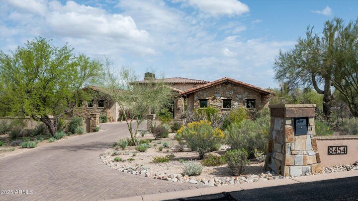Property Photo:  8454 E Leaning Rock Road  AZ 85266 