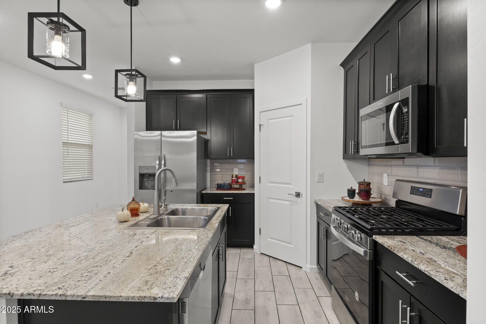 Property Photo:  14178 W Voltaire Street  AZ 85379 