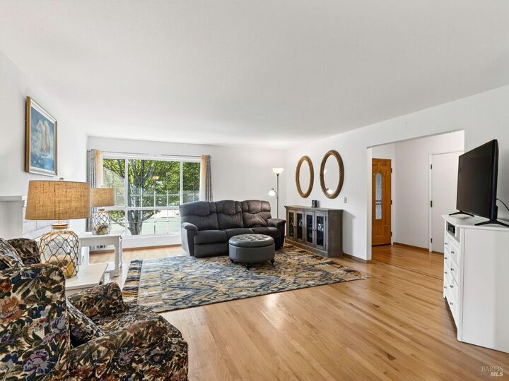 Property Photo: 330 Orchard Street CA 95448