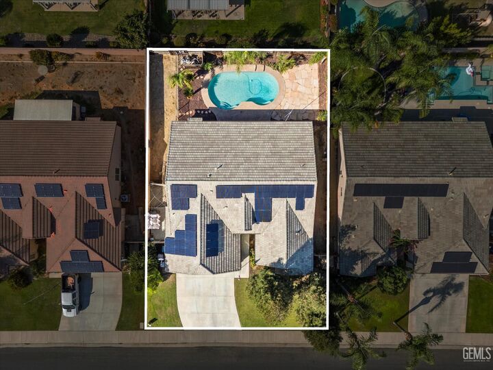 Property Photo:  11326 Valletta Avenue  CA 93312 